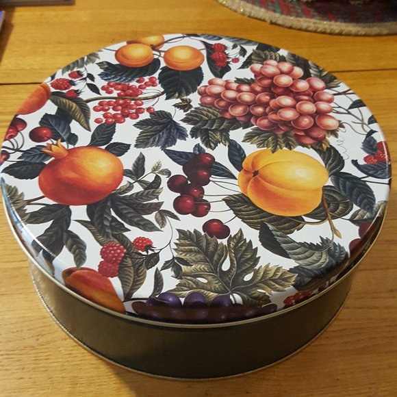 Vintage Metal Storage Tin with Fruit Lid 10" x 4" - Picture 7 of 8